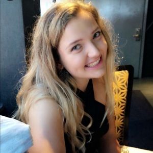 Meet your Posher, Grace